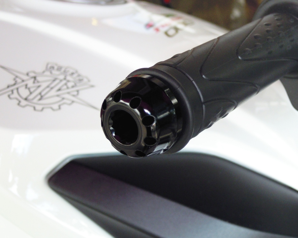 Motocorse Billet Aluminum Weighted Bar Ends for MV Agusta Brutale 675 / 800